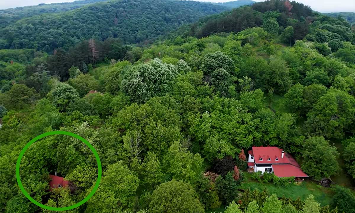 Frska gora smestaj u brvnari ranč platan dron