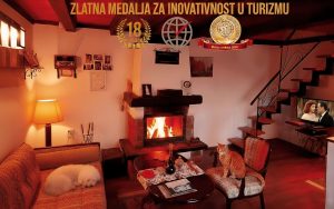 Fruška gora smeštaj sa kaminom u brvnari